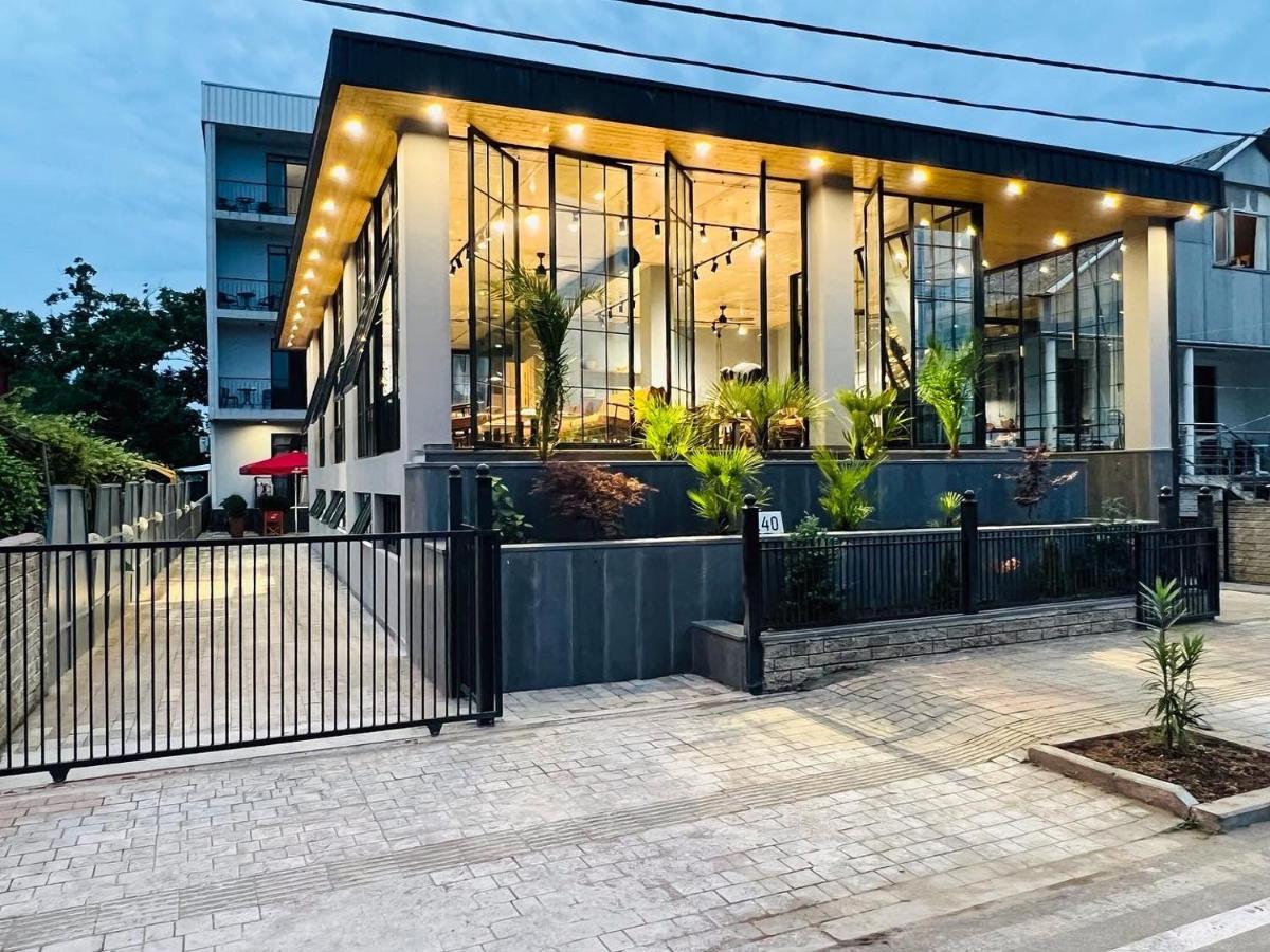 Level Up Hotel & Restaurant Kobuleti Exterior photo